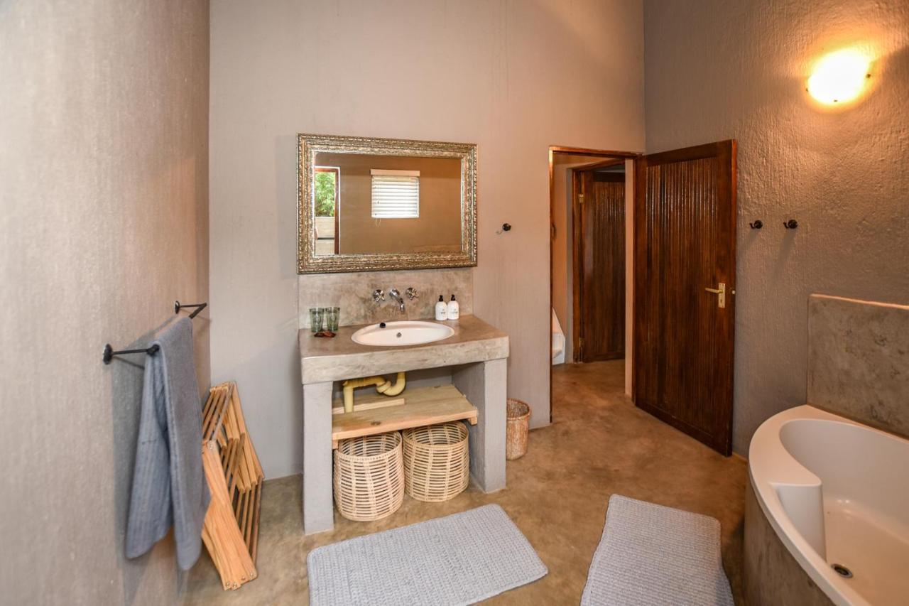 Khiza Bush Retreat Villa Hoedspruit Exterior photo